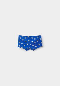 Shorts de bain bleus au design ajusté, avec un motif de ballons de football répétitif. Fabriqués en matériau lisse et léger.