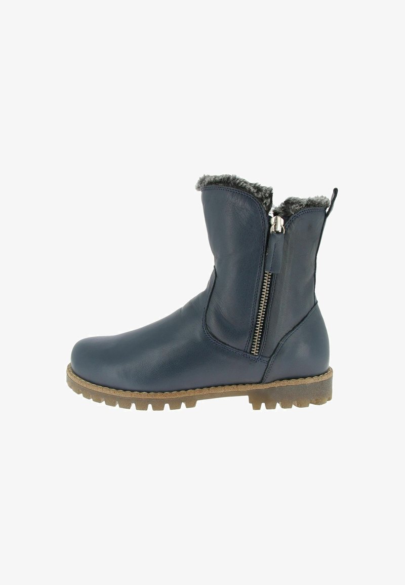 Botte d'hiver en cuir marine avec fermeture éclair latérale, doublure en fourrure grise, semelle robuste marron et poignée à l'arrière.