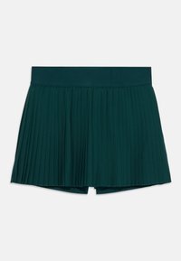 Selected, aurora ivy