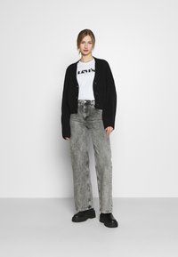 Levi's® THE PERFECT TEE - Triko s potiskem - white