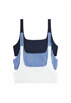 Tre crop top da donna impilati, in nero tinta unita, righe verticali blu e bianche e bianco tinta unita, tutti con scollature quadrate e spalline da canottiera.