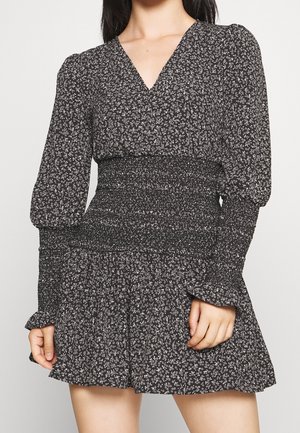 Day dress - black