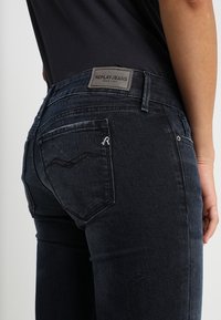 Replay Vaqueros pitillo - blue-black denim