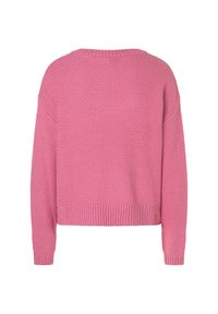 Rosa gestrickter Pullover mit strukturiertem Muster, rundem Ausschnitt, überschnittenen Schultern sowie gerippten Bündchen und Saum.