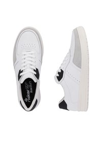 White sneakers with a smooth leather upper, grey suede accents, black detailing on sides, and a textured sole. Laced design for secure fit.