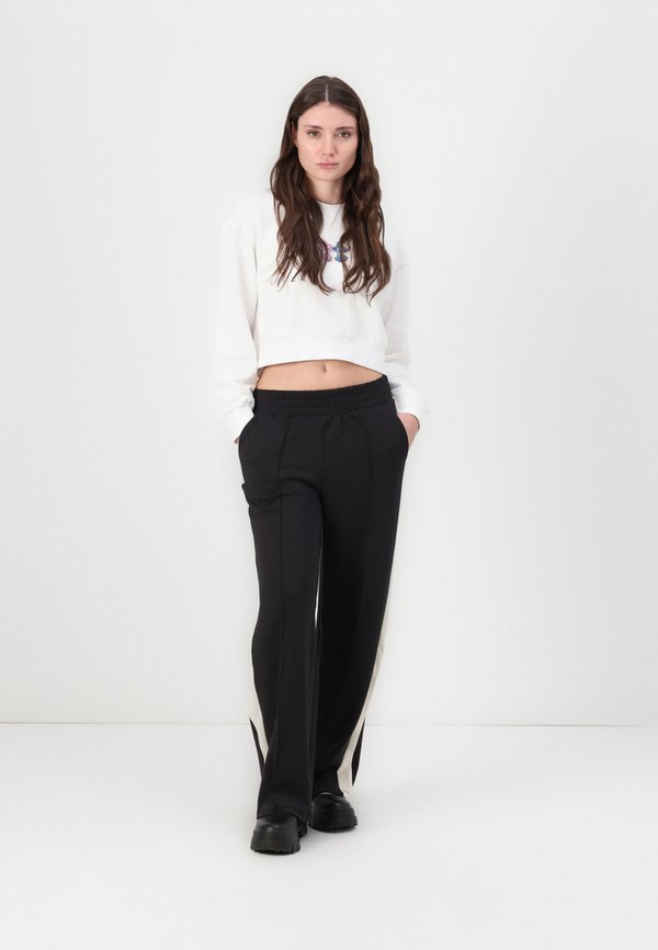ONLALINA PANEL PANTS - Tracksuit bottoms4