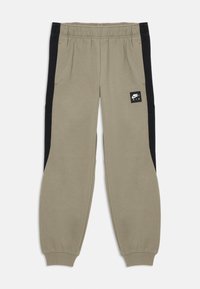 Unselected, light army/black/white