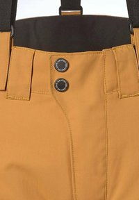 Shortsit vedenkestävältä kankaalta, jossa on tasainen etuosa, kaksinappisulku ja ommellut saumat. Säädettävä elastinen vyötärö mustilla hihnoilla.