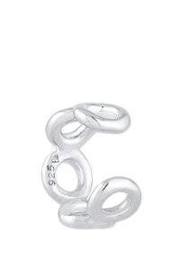 Anillo de plata 925 con eslabones circulares entrelazados. Textura suave y pulida con una superficie reflectante y marcas de metal visibles.