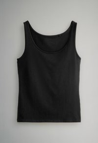 Thumbnail Image 9