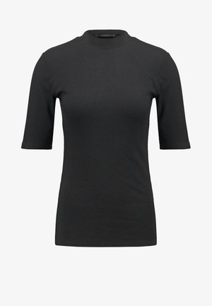 Schwarzes geripptes T-Shirt mit hohem Hals und kurzen Ärmeln. Glattes, figurbetontes Design ohne Muster oder sichtbare Hardware-Details.