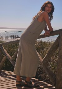 Next Overall / Jumpsuit - taupe