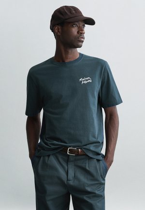 HANDWRITING COMFORT TEE - T-shirt basique - classic navy/white