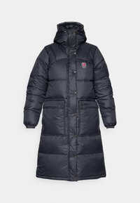Seleccionado, black