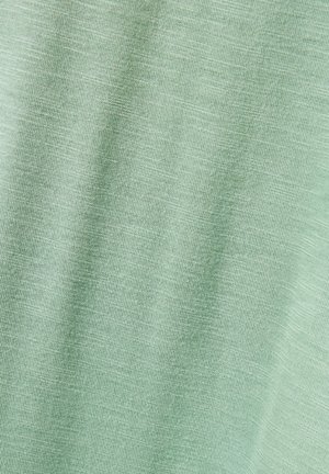 Hellgrüner, texturierter Stoff mit einer subtilen, feinen Webart. Weiche und glatte Oberfläche mit einem leichten Glanz, ideal für Freizeitbekleidung.