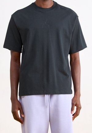 Jednoduché tričko - black