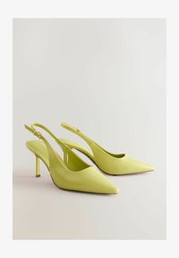 Kijelölve, mottled green