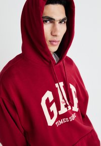 GAP - Bluza