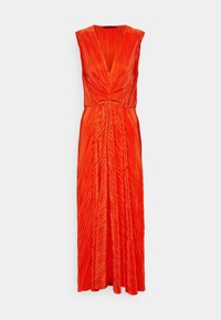 Rotes, ärmelloses Kleid mit tiefem V-Ausschnitt und geraffter Taille. Mit senkrechten Falten und einem fließenden, bodenlangen Design.