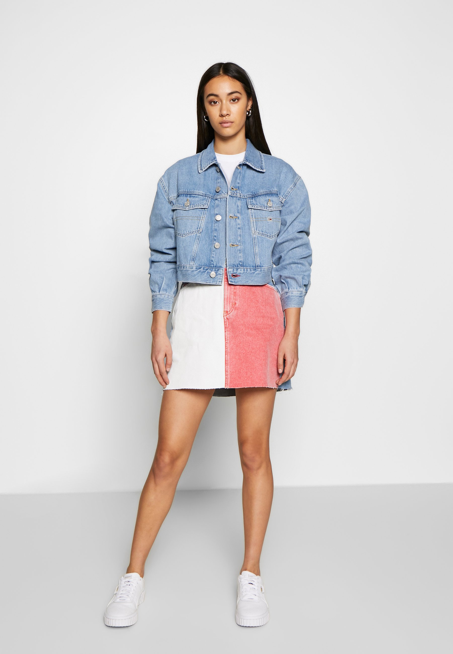 Tommy Jeans CROPPED TRUCKER JACKET 