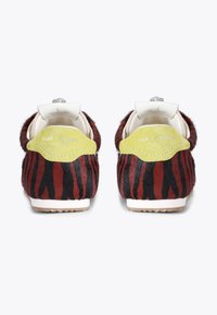 Kurt Geiger London ISLINGTON  - Sneakers laag - brown oth