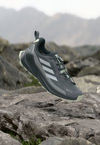 Ikke valgt, grey six/grey two/halo green