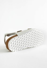 Next TWO  - Sandaler - white leather
