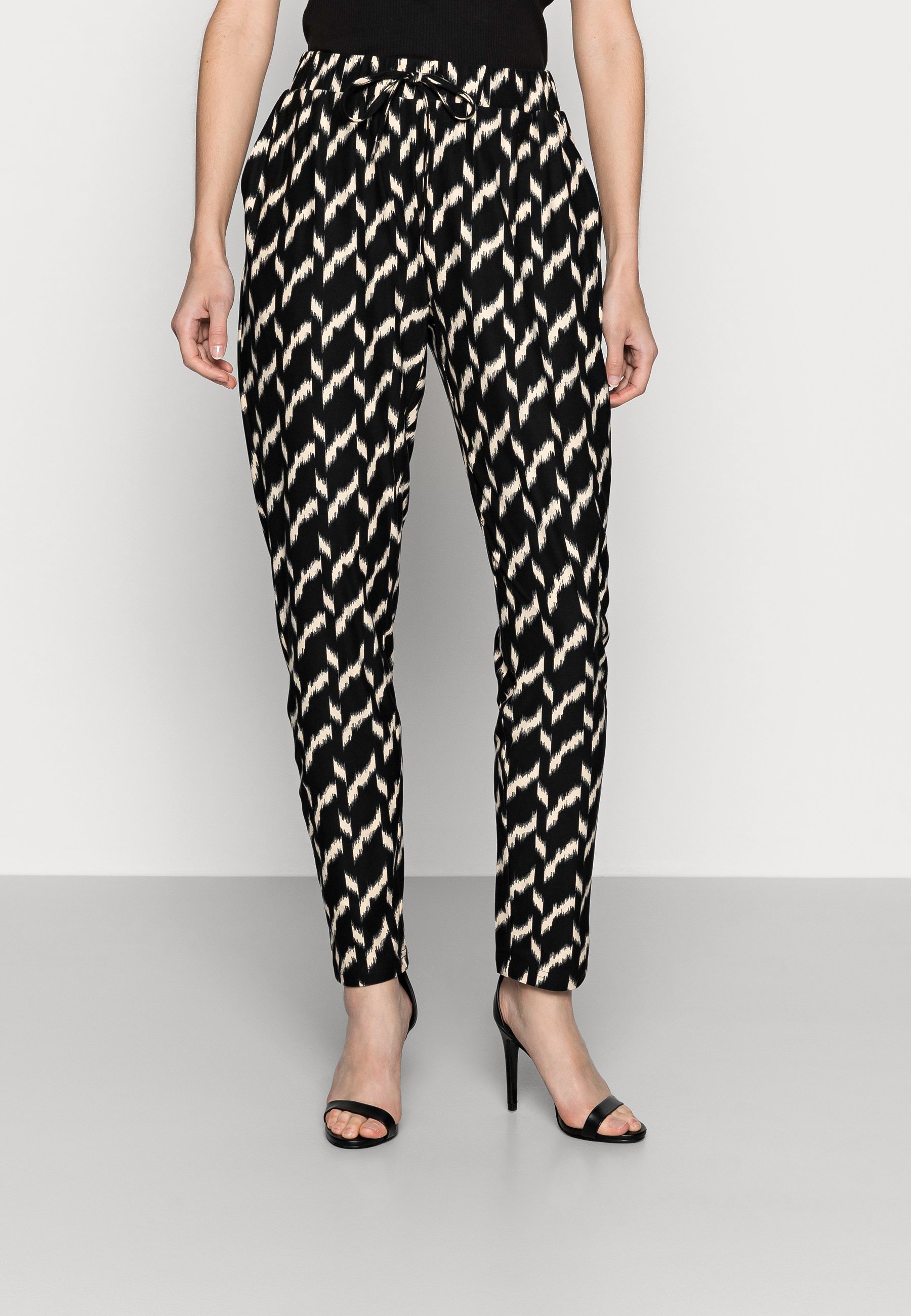 Soyaconcept GUNBRIT - Broek - black/Zwart - Zalando.nl
