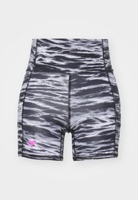 Pantaloni scurți sport cu talie înaltă, prezintă un model cu valuri negre și gri, realizați dintr-un material elastic, cu un accent de logo roz în față.