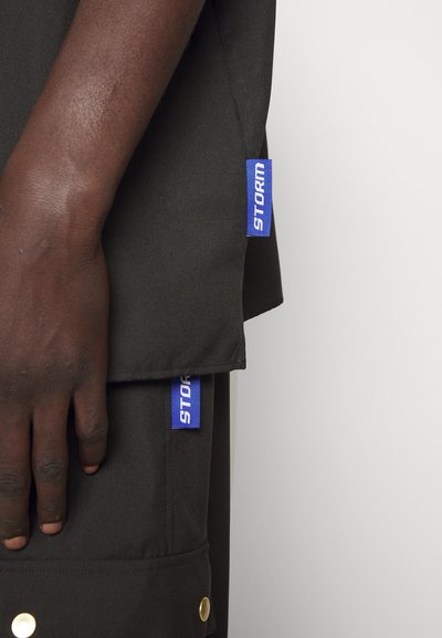 Nikolaj Storm UNISEX - Hemdbluse - black