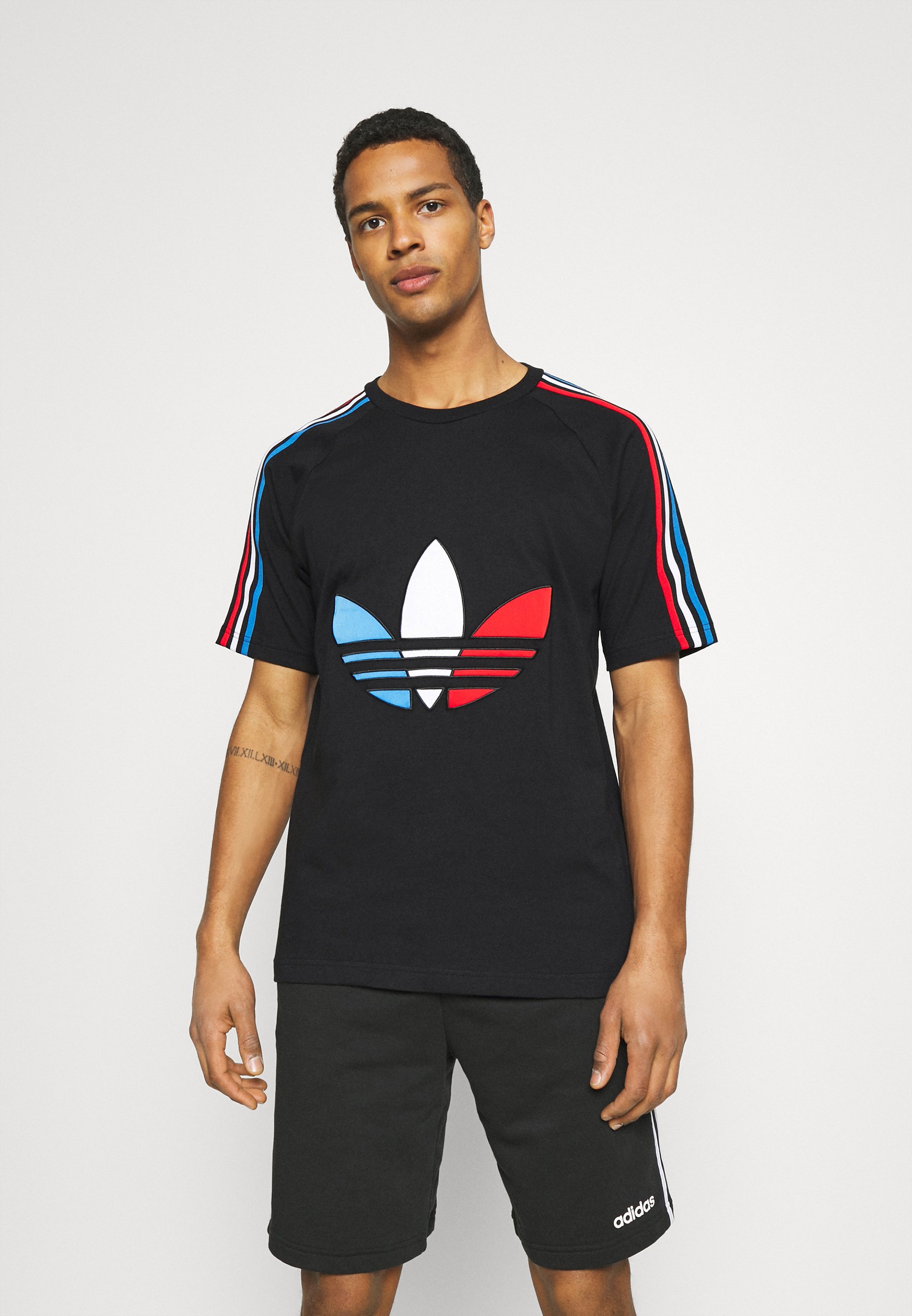 adidas Originals TRICOL TEE UNISEX - T-shirt con stampa - black/nero -  Zalando.it