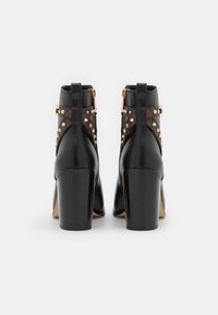 MICHAEL Michael Kors FARRAH - Bottines à talons hauts - black