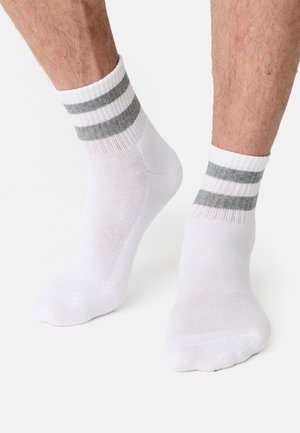 NUR DER 15-PACK SHORT TRACK - Calze - weiß