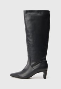 Vysoká obuv - black