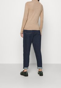 Vero Moda Stickad tröja - dark brown