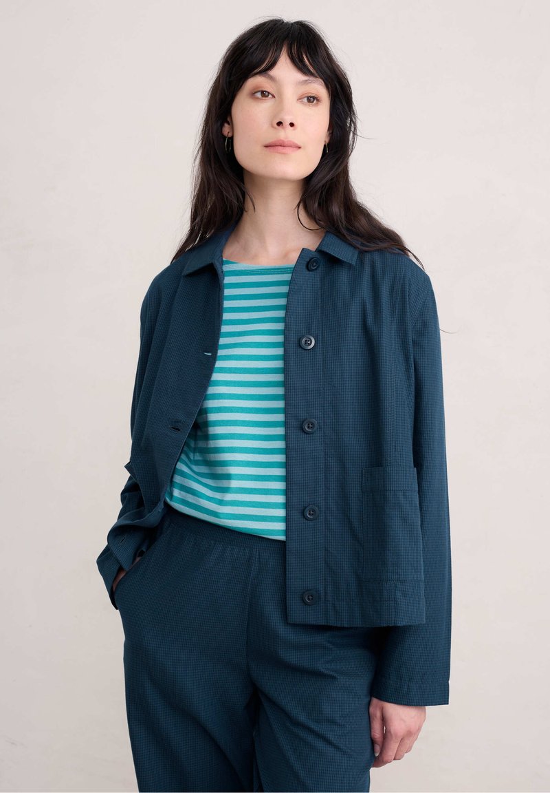 Seasalt Cornwall Lehká bunda - navy forest garden night