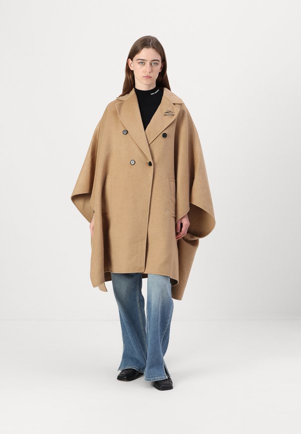 SOFT - Cape - nougat