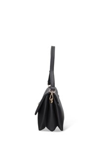 Borsa nera in pelle texturizzata con un manico singolo superiore e dettagli in metallo color oro, mostrata in vista laterale con tre scomparti piegati.