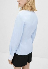 Mango Blus - light blue