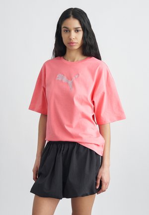 Trükipildiga T-särk - wild pink