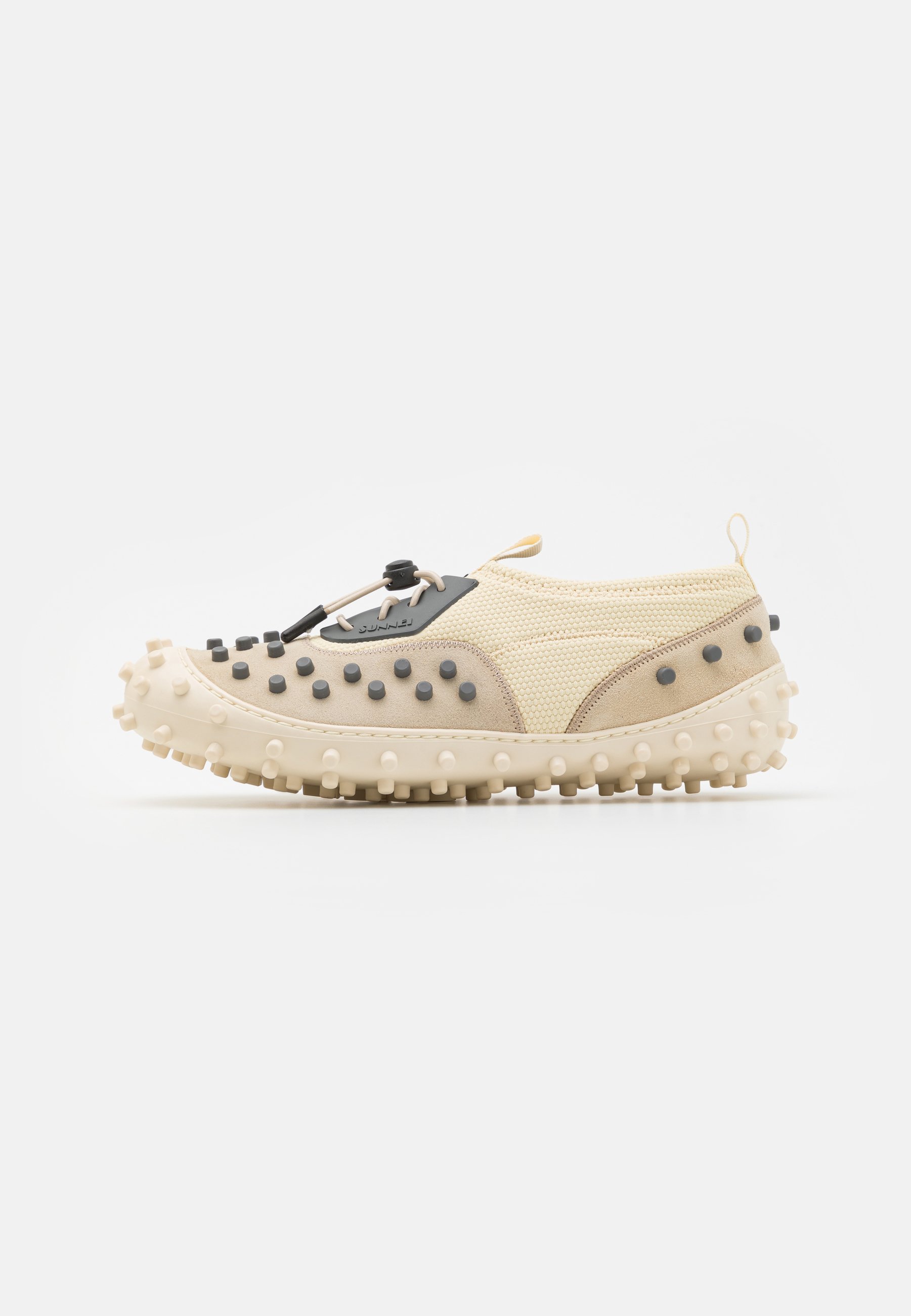 スニーカー SUNNEI 1000chiodi Sneakers - Sunnei - Leather - Khaki SUNNEI 1000CHIODI Is the Dad Shoe of the Future | Hypebeast