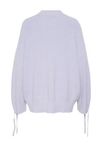Hellgrauer, lockerer Strickpullover mit gerippter Textur, weiten Ärmeln und verstellbaren Bindebändern an den Bündchen, mit einem Rundhalsausschnitt.