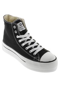 Baskets montantes noires en toile avec un embout en caoutchouc blanc, des lacets blancs et une semelle blanche contrastante. Présente un label logo sur la cheville.