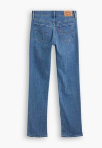 Blå denimjeans med rak ben-design, med en brun läderlapp på bakre midjan och två bakfickor med sömnadsdetaljer.