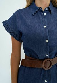 Desires Haljina od trapera - mid blue denim