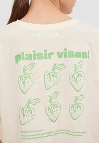 INSIDE SIN MANGAS JARDIN BOTANIQUE - Camiseta estampada - blanco roto