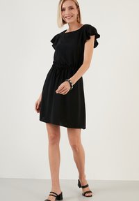 LELA REGULAR FIT - Päevakleit - black