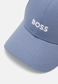 BOSS ZED - Cap - open blue