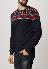 Pier One Stickad tröja - dark blue