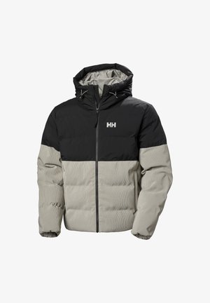 Gepolsterte Jacke mit einem schwarzen oberen Abschnitt und einem hellgrauen unteren Teil. Verfügt über eine Kapuze, einen Reißverschluss und ein strukturiertes Material mit einem Logo auf der Brust.